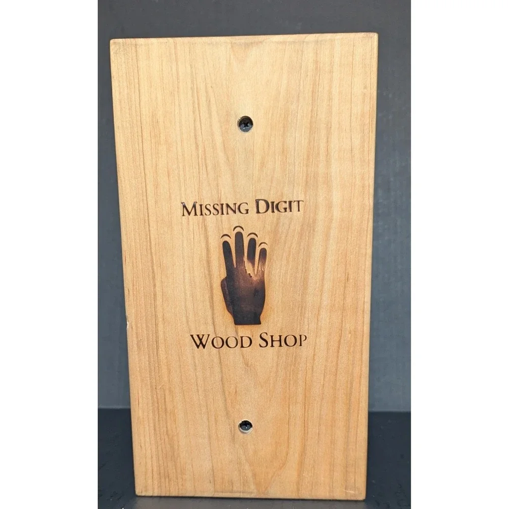 Missing Digit Wood Shop Natural Wood Spartan Warrior Knife‎ Block